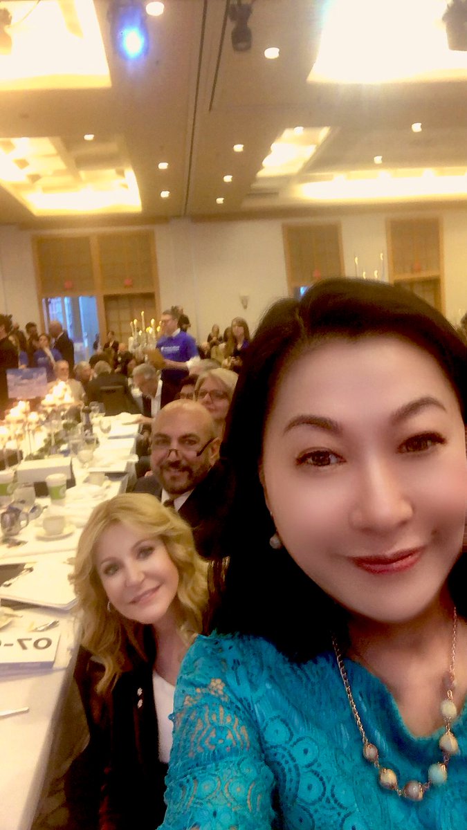 Wendy_Yuan's tweet photo. Thank u @absolute_wendy &amp; @sergiococchia 4 ur leadership &amp; 4 all u have done with 'Pacific Autism Family Network' . I together with many of my @voteBCUnited colleagues &amp; fellow candidates are proud to support #PAFN @pacificautism by attending the luncheon yesterday . #PAFNlaunch https://t.co/wGjR9yOpI2