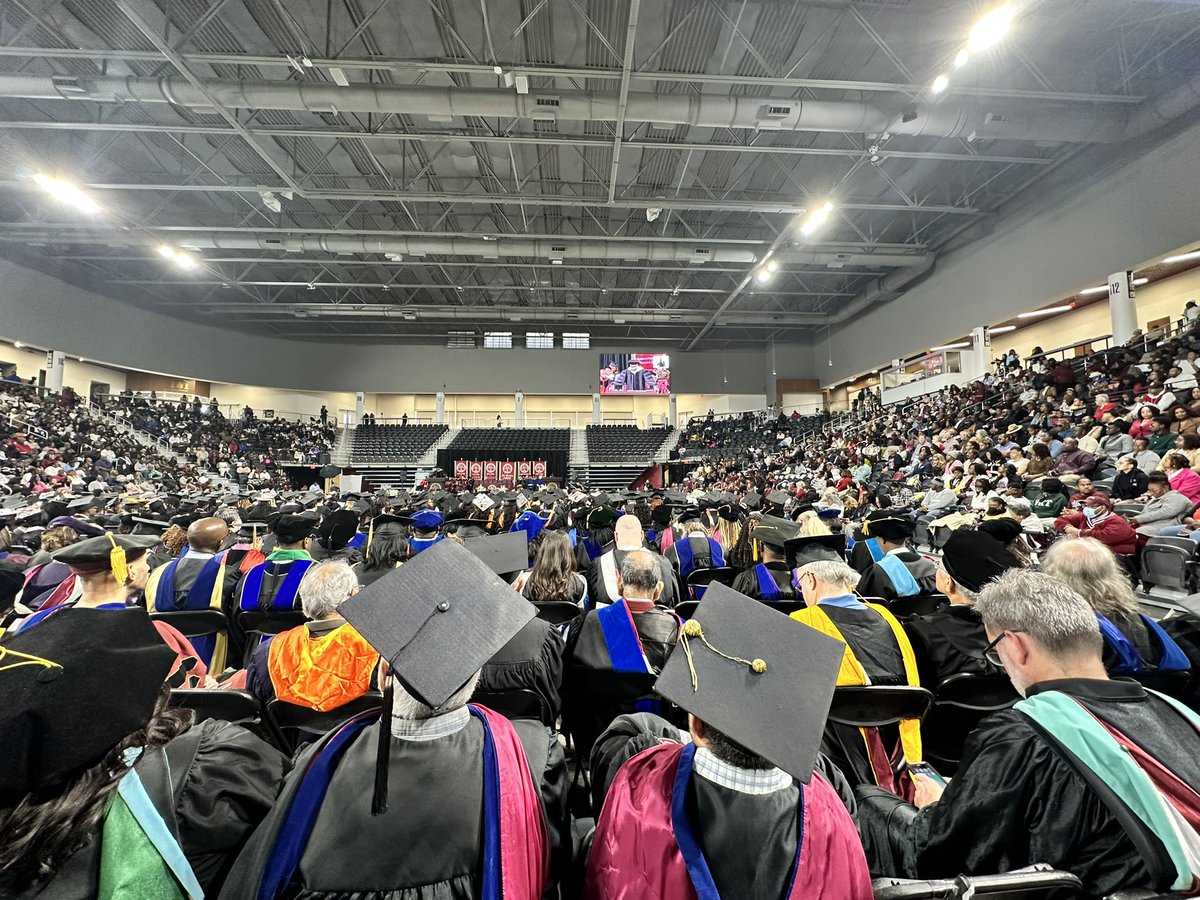 dedenrukmana's tweet photo. The Fall 2023 Commencement Ceremony @aamuedu is underway in the Event Center. It’s a great day to be a Bulldogs family. We are celebrating our academic achievements including 3 BSUP graduates and 4 MURP graduates. Congratulations to them! https://t.co/AJNACsh6py
