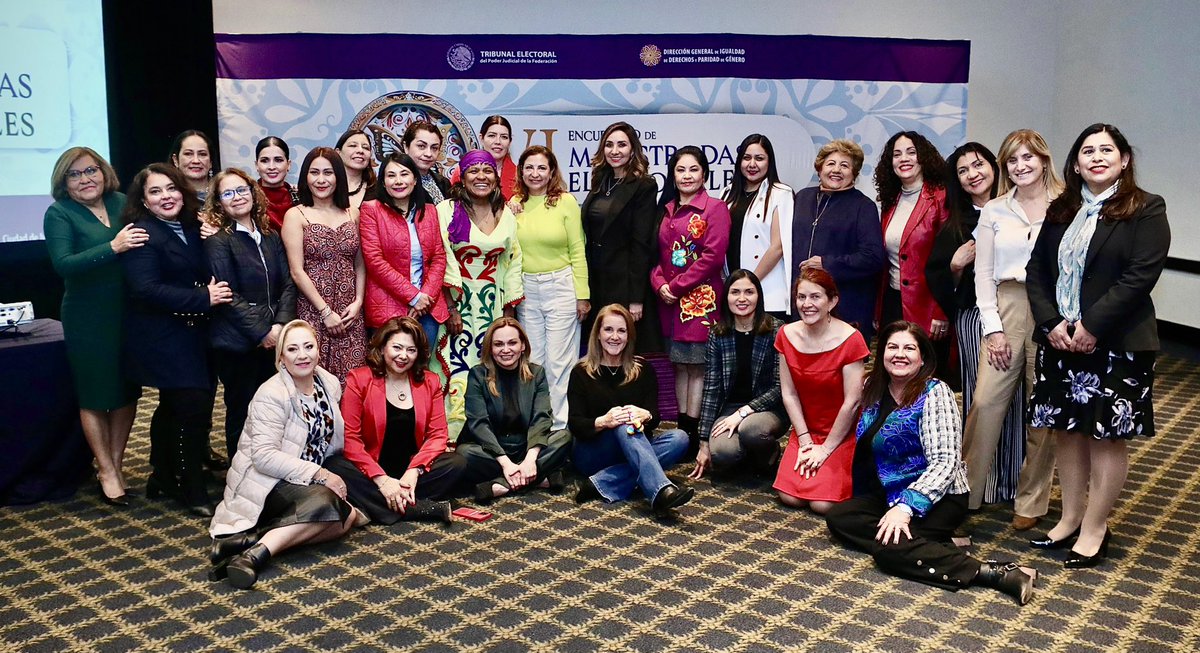 Roxgamo's tweet photo. VI encuentro de Magistradas Electorales de la república, Gracias a la magistrada  #MonicaSoto  por fortalecer los  tribunales locales y el espíritu federalista de siempre https://t.co/Ouv7ALYlSc