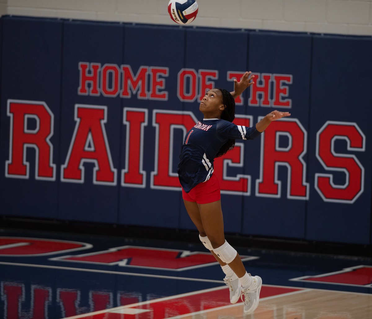 sports_drc's tweet photo. Superlatives (1/2):

Offensive Player of the Year--@dhsbroncovolle1's @LaurenPerryVB 

Defensive Player of the Year--@DRHSVB's @KatelynHaley21 

Hitter of the Year--@LadyChapVB's @annaleisesevier 

Setter of the Year--@argyleeaglevb's Jordyn Moore https://t.co/Dqr4opGMA0