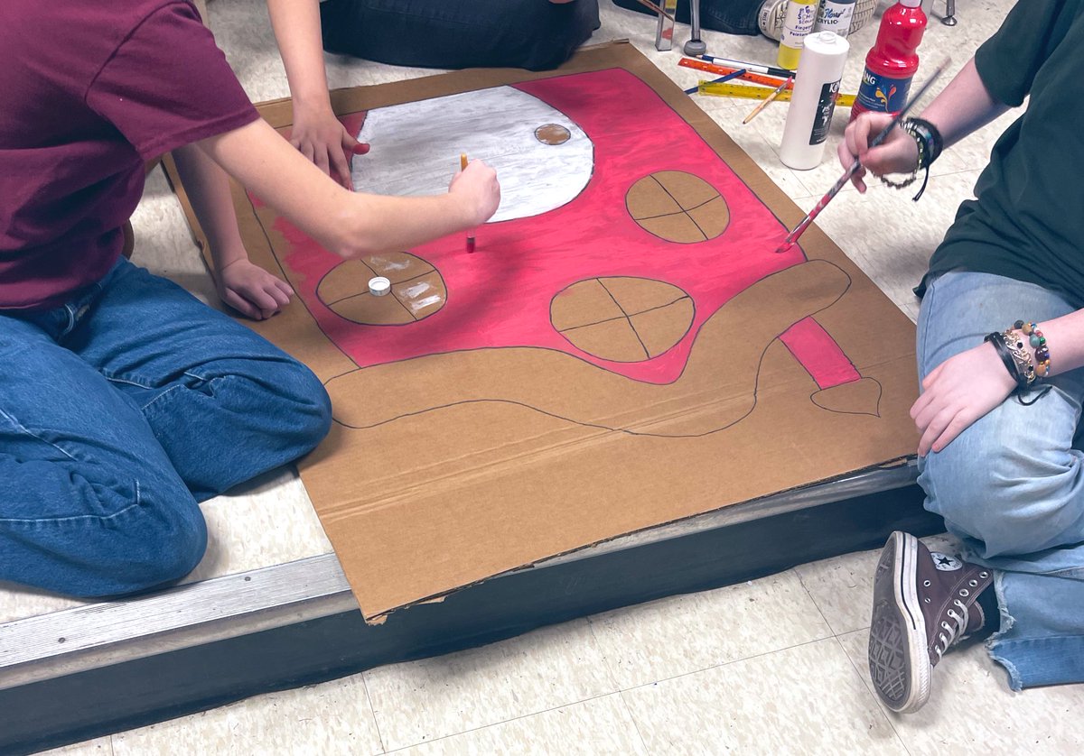 Students chose the grinch for their holiday performance. Everyone’s contributing in their own way. Always blown away by their creativity. <a href="/CedarlandSchool/">Cedarland School</a>