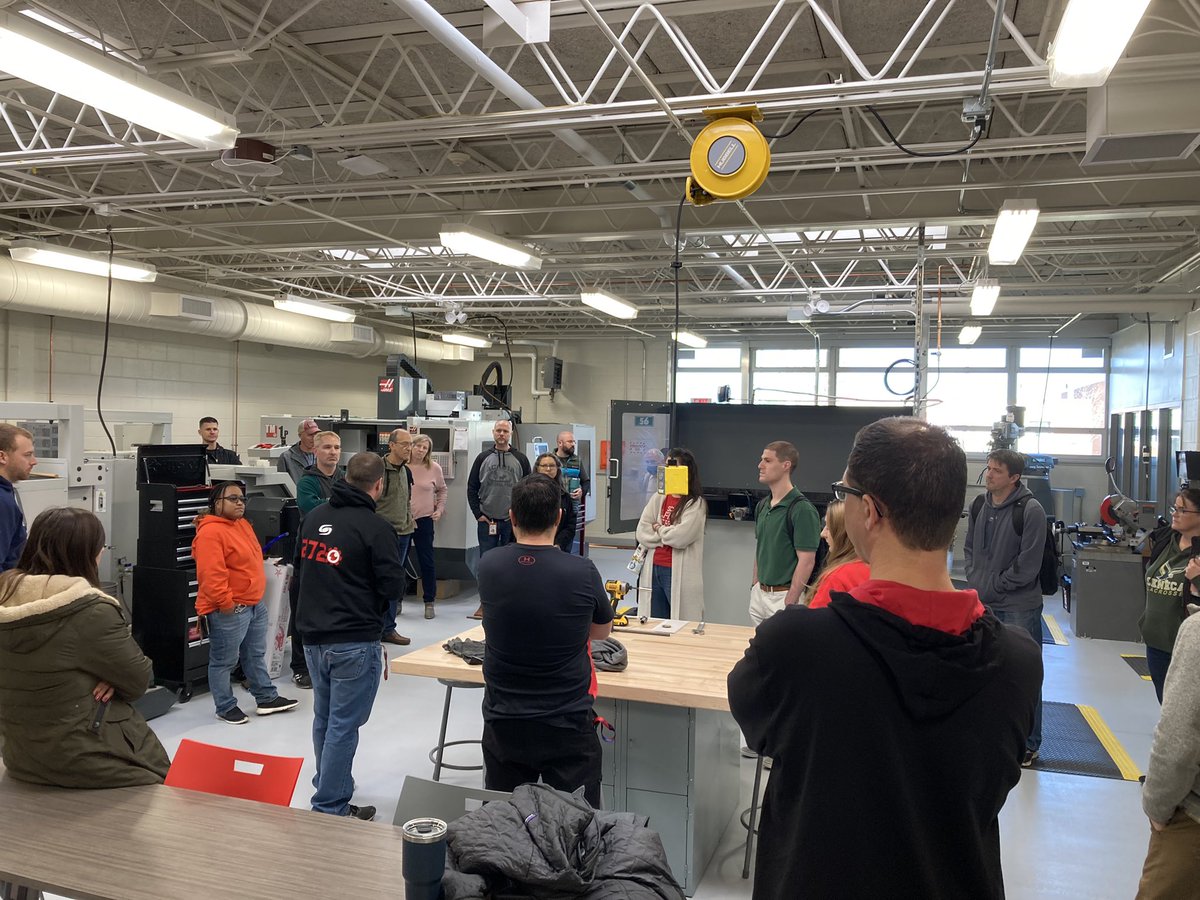 Seneca High School tweet media