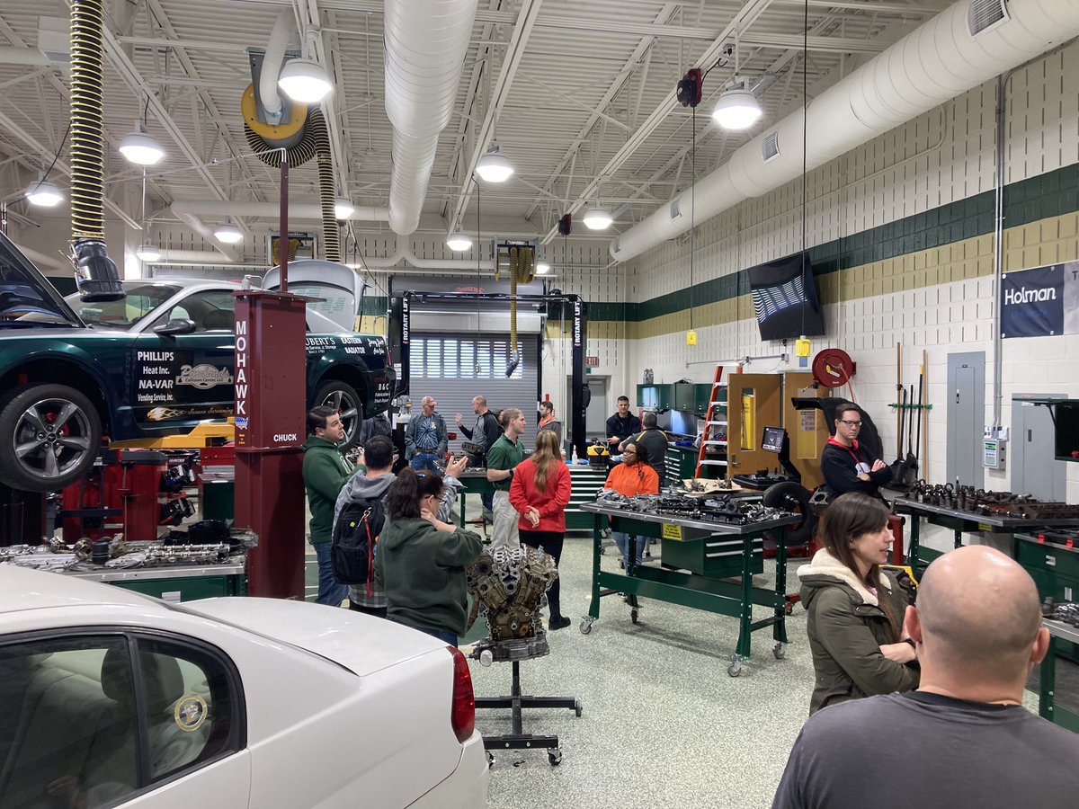 Seneca High School tweet media