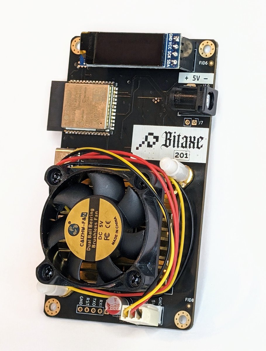 Public Pool tweet media