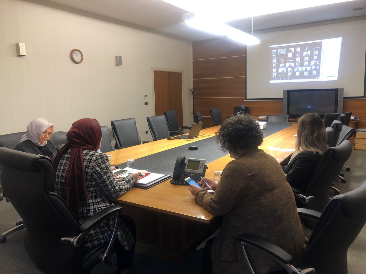 📍AK Parti Genel Merkez

Seçim İşleri Başkanımız Nihan Turna Sakaltaş, 81 il seçim işleri başkanları toplantısı gerçekleştirdi.

#KadınlarlaBüyükTürkiyeYolunda