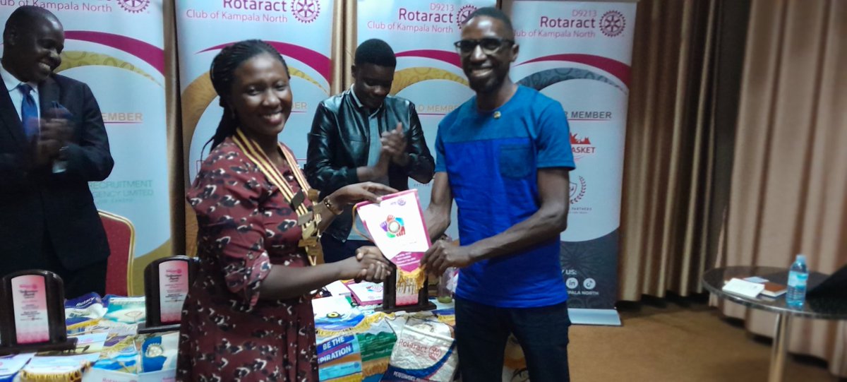 R. MEDIA UG tweet media