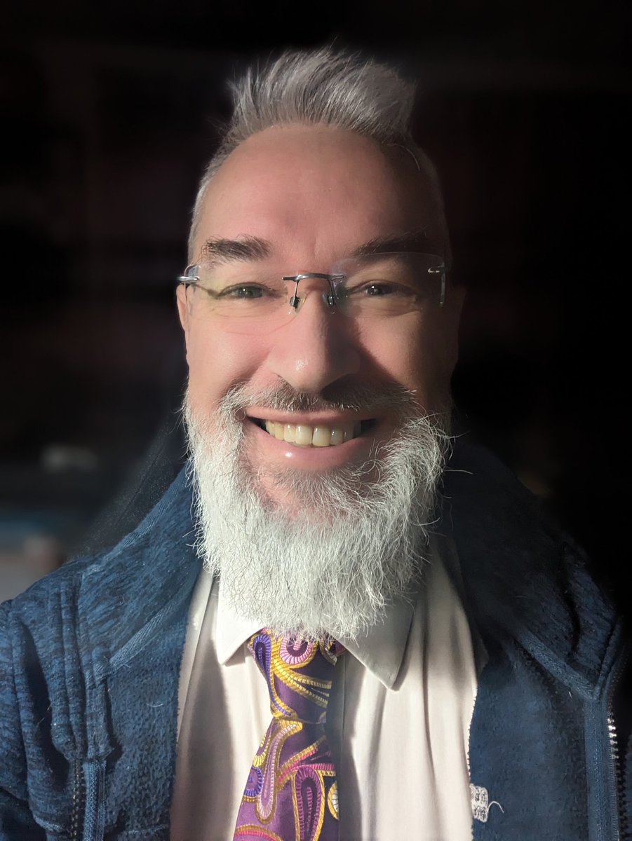 SqlBobScot's tweet photo. Good afternoon rather late #DressUpFriday have a fantastic weekend. https://t.co/nGWMJaP4CQ
