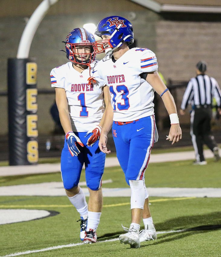 Congratulations to a couple Husky Hoopers named to the 2023 AA West Virginia All State Football Team. 1st Team Dane Hatfield Honorable Mention Blake Fisher #TheRiver #GoHuskies 🔴🔵🏈 x 🏀