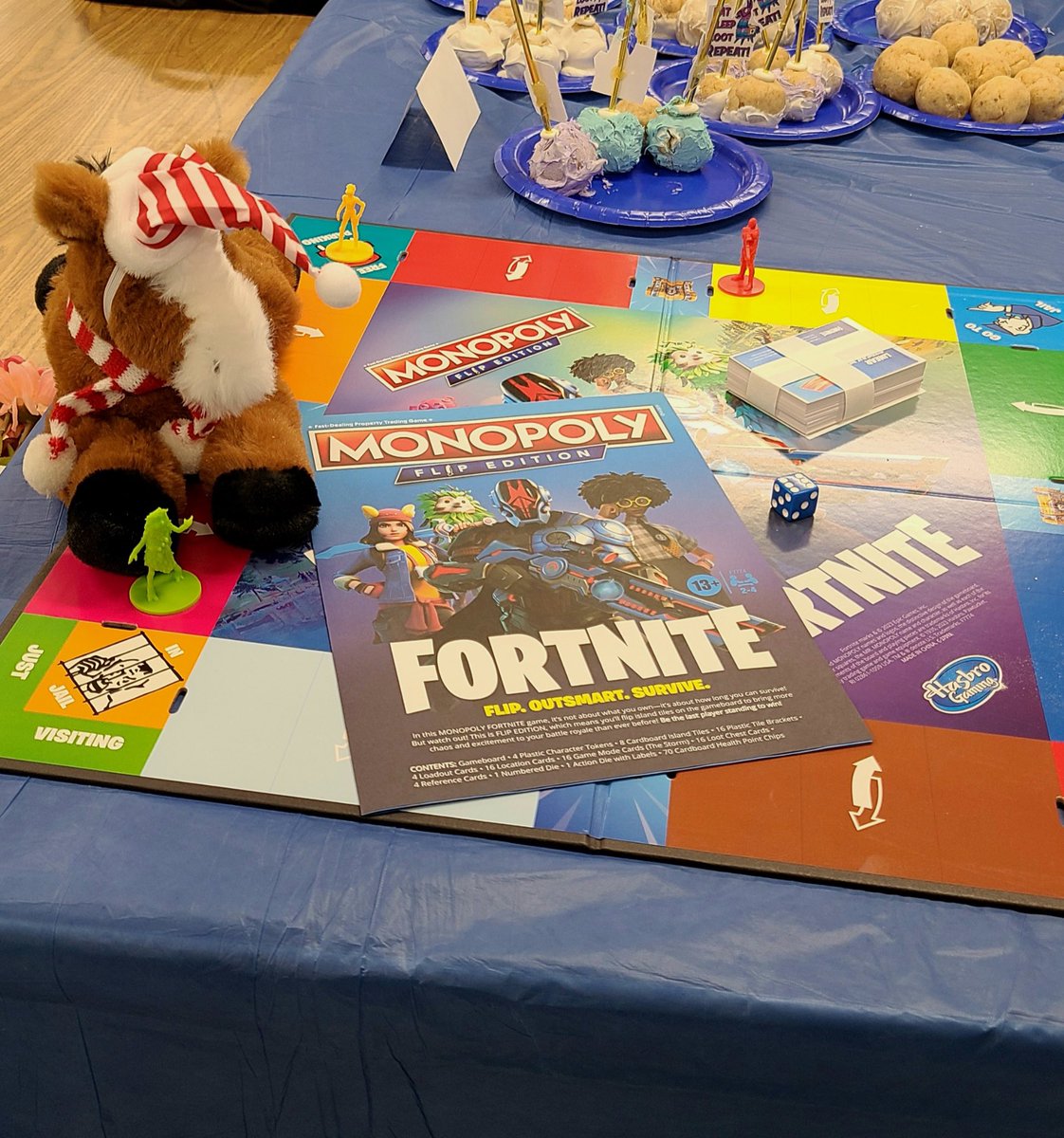 mrs_breiter's tweet photo. Murray the Mustang is REALLY enjoying the Event Planning final for Inteoduction to Foods. He’s quite the party animal! #MustangonaMantle @MillardNorthHS #MNHSFCS https://t.co/MxCH9Te7jH