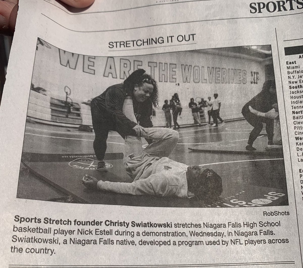 Christy, LMT (@sportsmassageny) on Twitter photo Volunteering with the youth is my way of giving back. Thank you to the <a href="/NFHSbball/">Niagara Falls HS Wolverines Basketball</a> team for having us the other day! Hope you guys make it all the way to the State Championships this year! 💪🏼💪🏼 Volunteering with the youth is my way of giving back. Thank you to the <a href="/NFHSbball/">Niagara Falls HS Wolverines Basketball</a> team for having us the other day! Hope you guys make it all the way to the State Championships this year! 💪🏼💪🏼