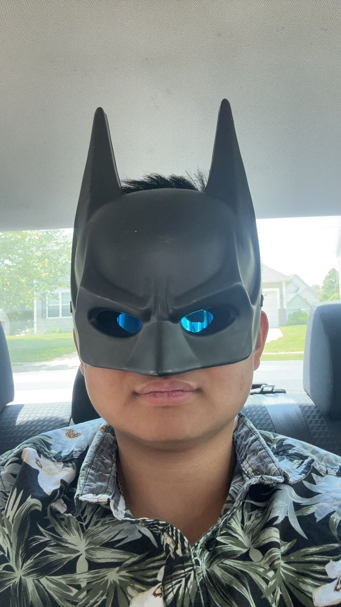 carsonbui_'s tweet photo. @james_0135 “I just busted right inside him, and he can't extend on me anymore. And he seems a little overwhelmed. by my girth and tonnage.” Skip Bayless and Batman perhaps https://t.co/wv6yMy22bX