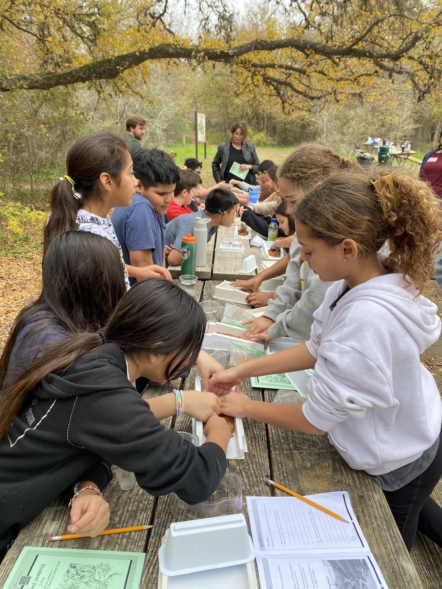 It was a beautiful day to take our 5th graders on a field trip! Thank you Lockhart State Park for all of the amazing activities. They had so much fun learning about landforms, sedimentary rock, population changes &amp; types of resources! 
#NAVProud #LockedOnExcellence <a href="/NavarroLISD/">Navarro Elementary</a>