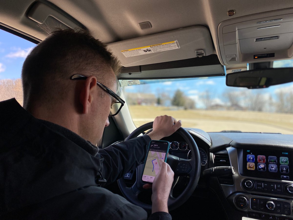 wistatepatrol's tweet photo. Apps, maps, and other things that distract. Nothing is more important to the driver than keeping your eyes on the road.
.
.
.
#AppDay #BuckleUpPhoneDown #ZeroInWisconsin https://t.co/xn4pwQrw9W