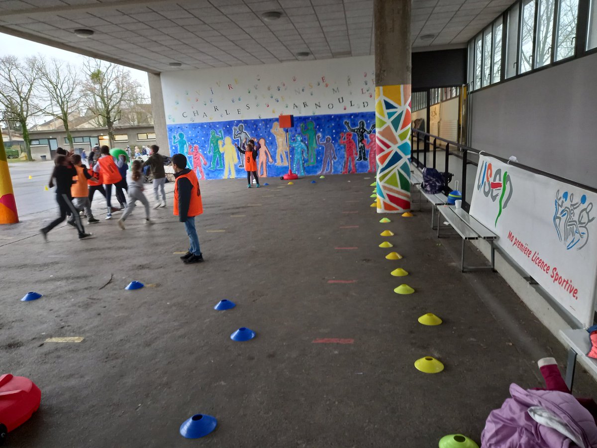 Journée Multisports <a href="/ReimsUsep/">USEP REIMS</a> as C Arnould pour 8 classes clôturée par un temps famille #Téléthon <a href="/usepmarne/">usep marne</a> partenaires <a href="/EFSRAthletisme/">Entente Family Stade Reims Athlétisme</a> <a href="/VilledeReims/">Ville de Reims</a>
<a href="/BlanchardRaphaL/">Raphaël Blanchard</a> <a href="/usepnationale/">USEP nationale</a> <a href="/laligue51/">Ligue de l'Enseignement Marne</a> <a href="/EpsMarne/">équipe EPS Marne</a>