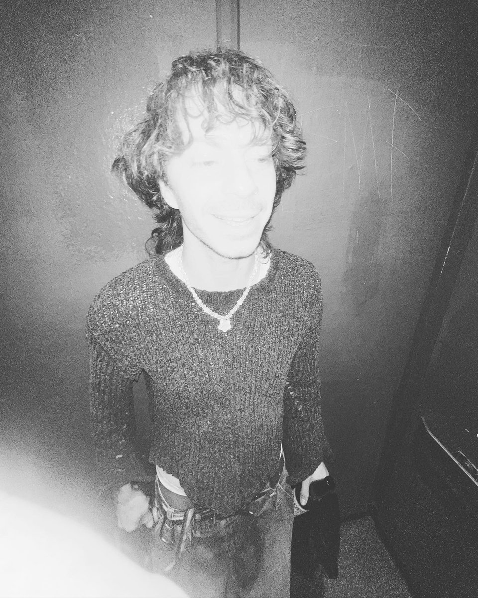 forest green tweet media