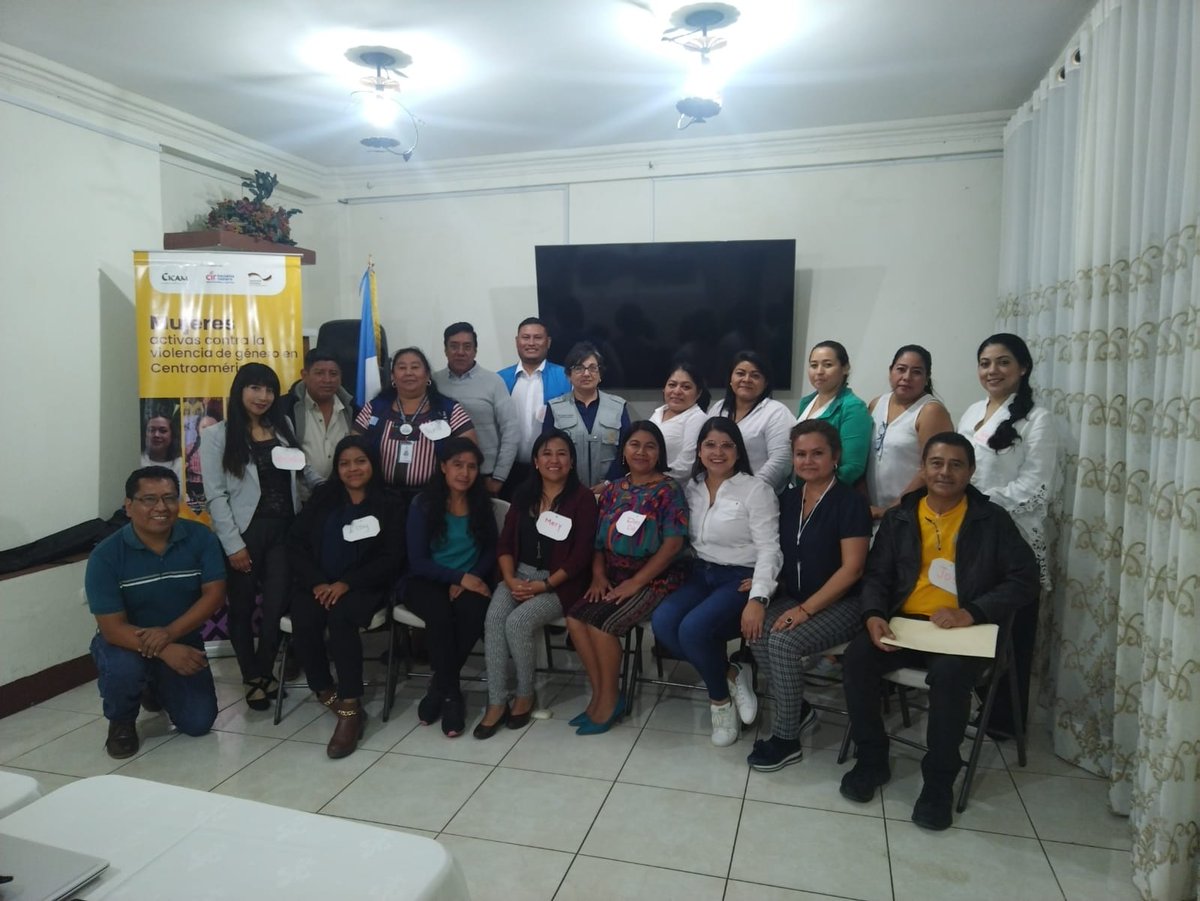 Delegada del @PDHgt participó en encuentro de redes de derivación de #Sololá, #Chiquimula y Jocotán, con el propósito de intercambiar experiencias de atención a la víctima de las redes y conocer estrategias de atención integral y ruta de la denuncia. pdh.org.gt/comunicacion/n…