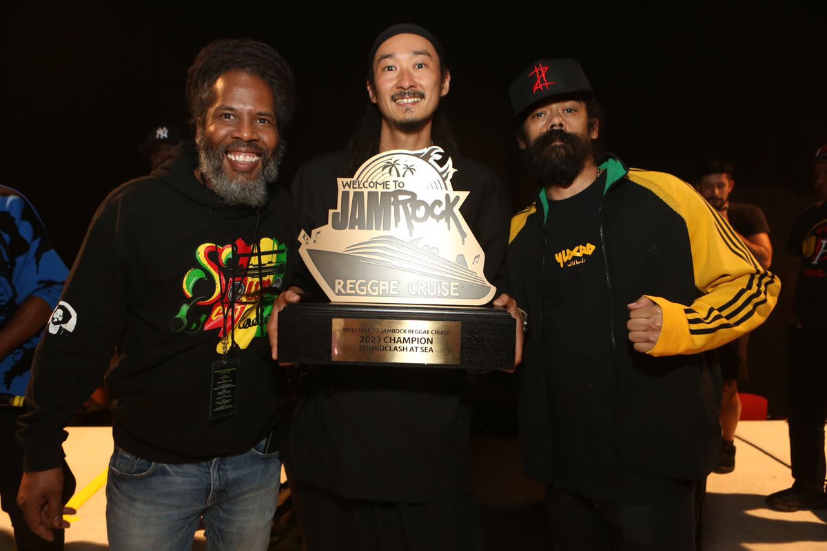 IrishandChin's tweet photo. Nuff respect @damianmarley for continuing to value &amp; celebrate sound system culture!!
 
 Congratulations @JahOGAworks the new #SoundClashAtSea winner from last night’s annual sound clash @wtjrc 🏆👊🏽 https://t.co/H6lmzlxHGA