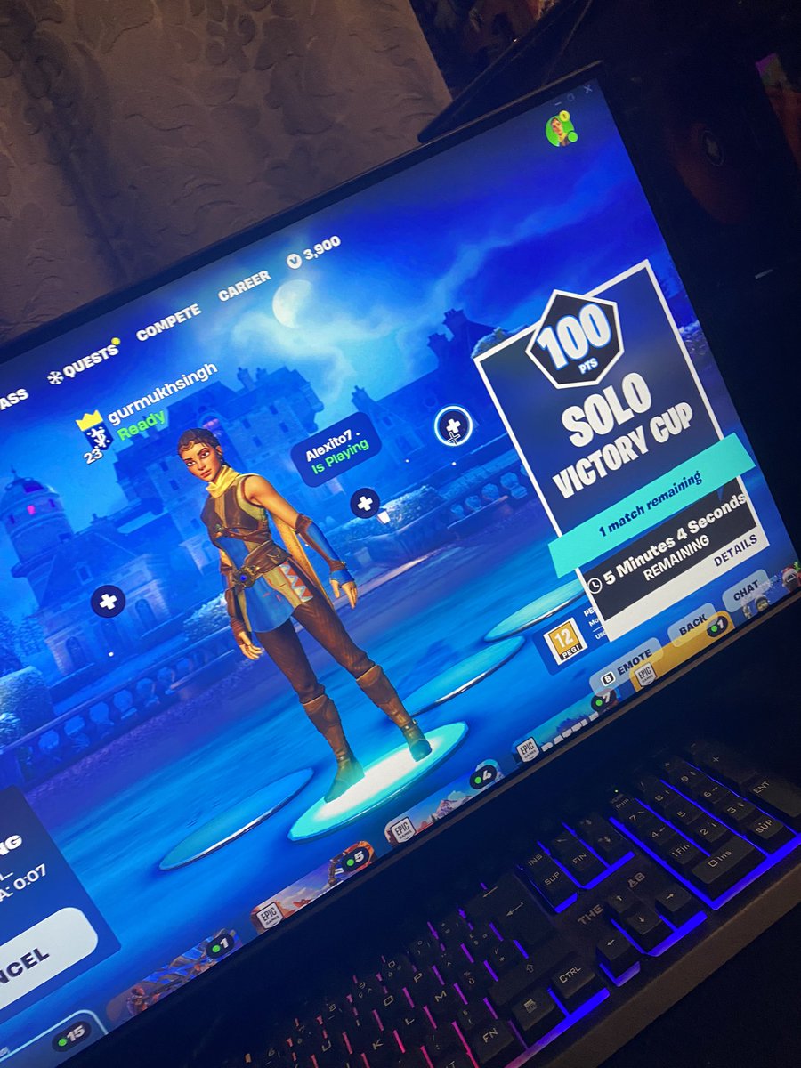 First earnings (auto run player)