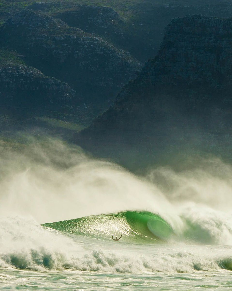 Rip Curl tweet media