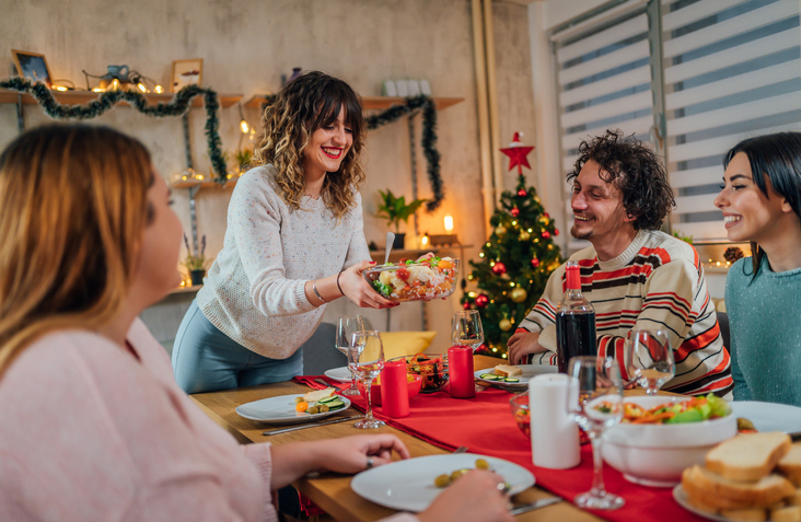 JamaicaHospital's tweet photo. The holidays are here and that means we often eat differently and exercise less than usual. People with #diabetes have to be mindful of these changes in their routine. Here are some #holidayhealthtips for diabetics. https://t.co/IrSsCkuIoX https://t.co/aNqlOB4pCp