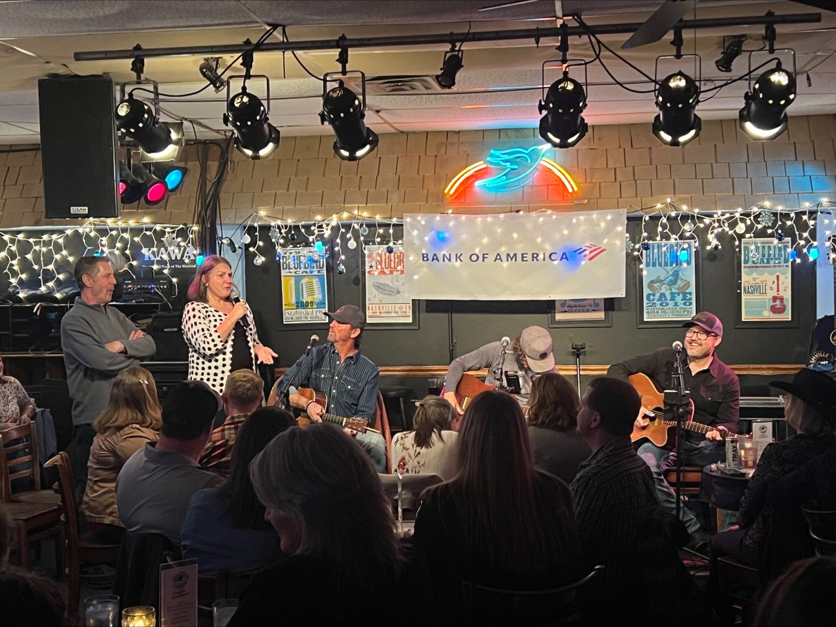 NSAIofficial's tweet photo. That's a wrap on our 2023 Performance Series presented by @BankofAmerica! Last night's crowd, filled with a host of first-time @BluebirdCafeTN visitors, enjoyed performances by @JimmyYeary, @DericRuttan, and @brandonkinney. Thank you to the songwriters who performed this year! https://t.co/4E8aOS0Imu