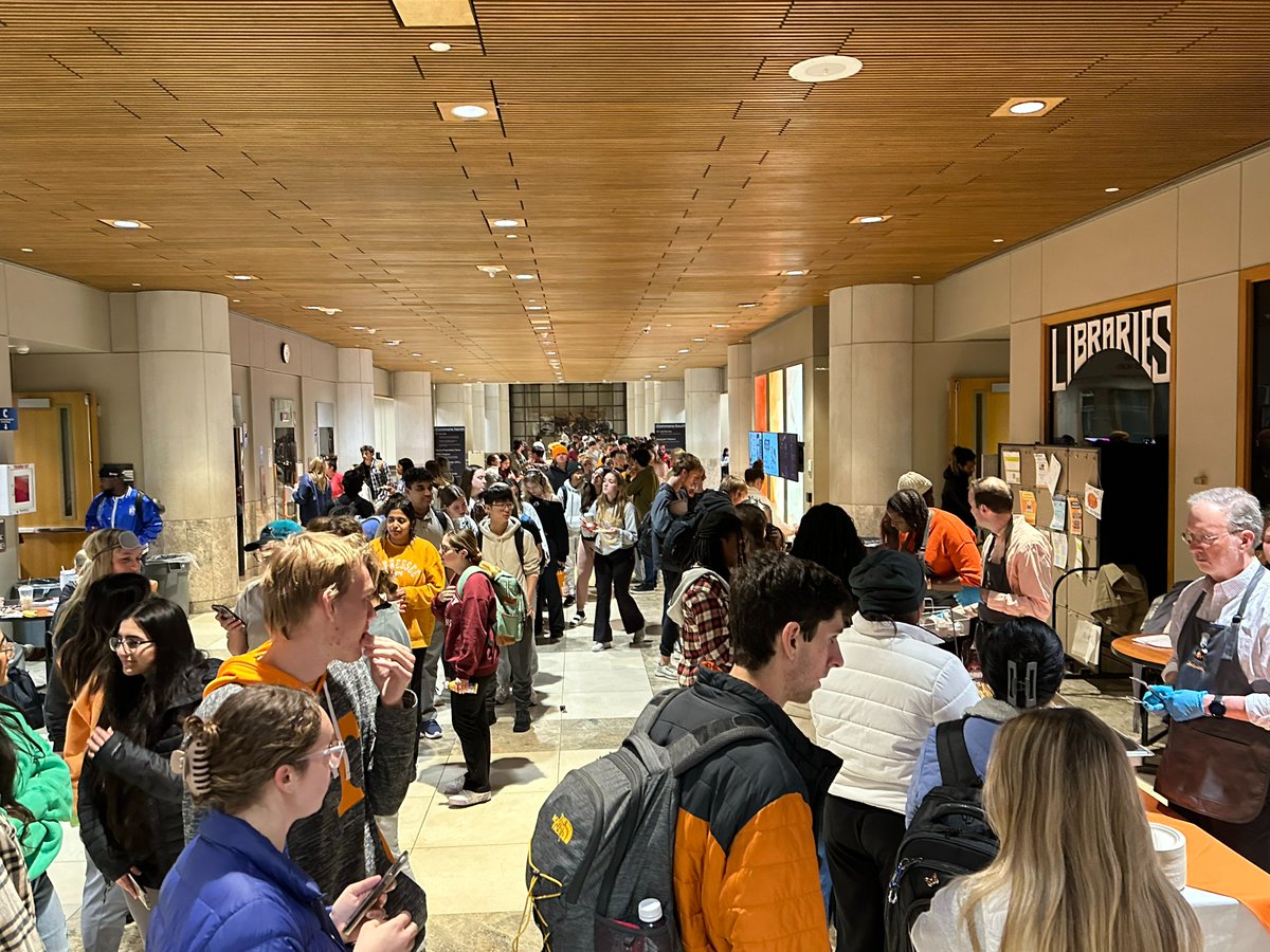 UT Libraries tweet media