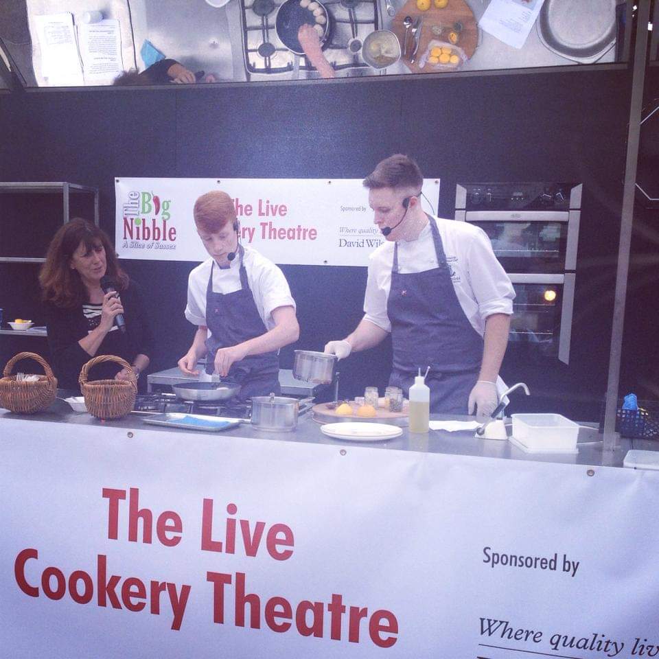 stevenXedwards's tweet image. So proud of the chef you have become @TomHamblet

@MasterChefUK Champion 2023 🏆🏆🏆

Horsham &amp;amp; @SouthLodgeHotel is now officially the MasterChef capital of the UK 🙏😅

When are we doing a guest chef dinner together @EtchFood ? ⏰⏰⏰