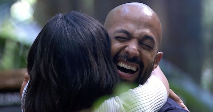 #ImACeleb fans brand Marvin and Rochelle 'couple goals' after teary reunion mirror.co.uk/tv/tv-news/itv…