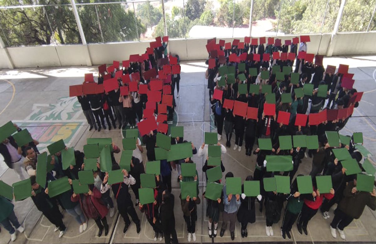 ConalepTlalne2_'s tweet photo. Como parte de la celebración de los 45 años de nuestra institución realizamos un mosaico humano.
#ApasionadamenteCONALEP
#ElPoderDeServir
#45CONALEP https://t.co/7RcW8nmGql