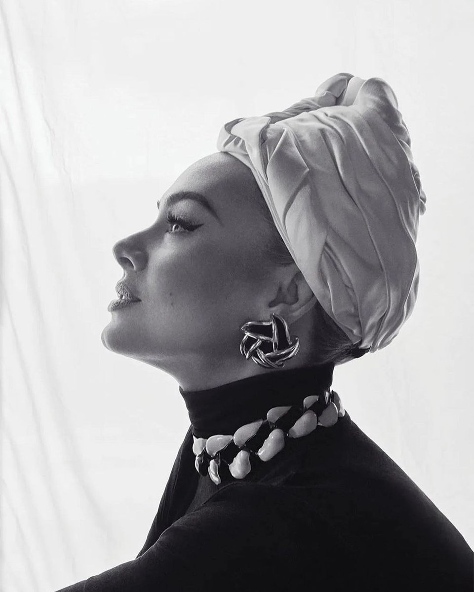 Adele's Values tweet media