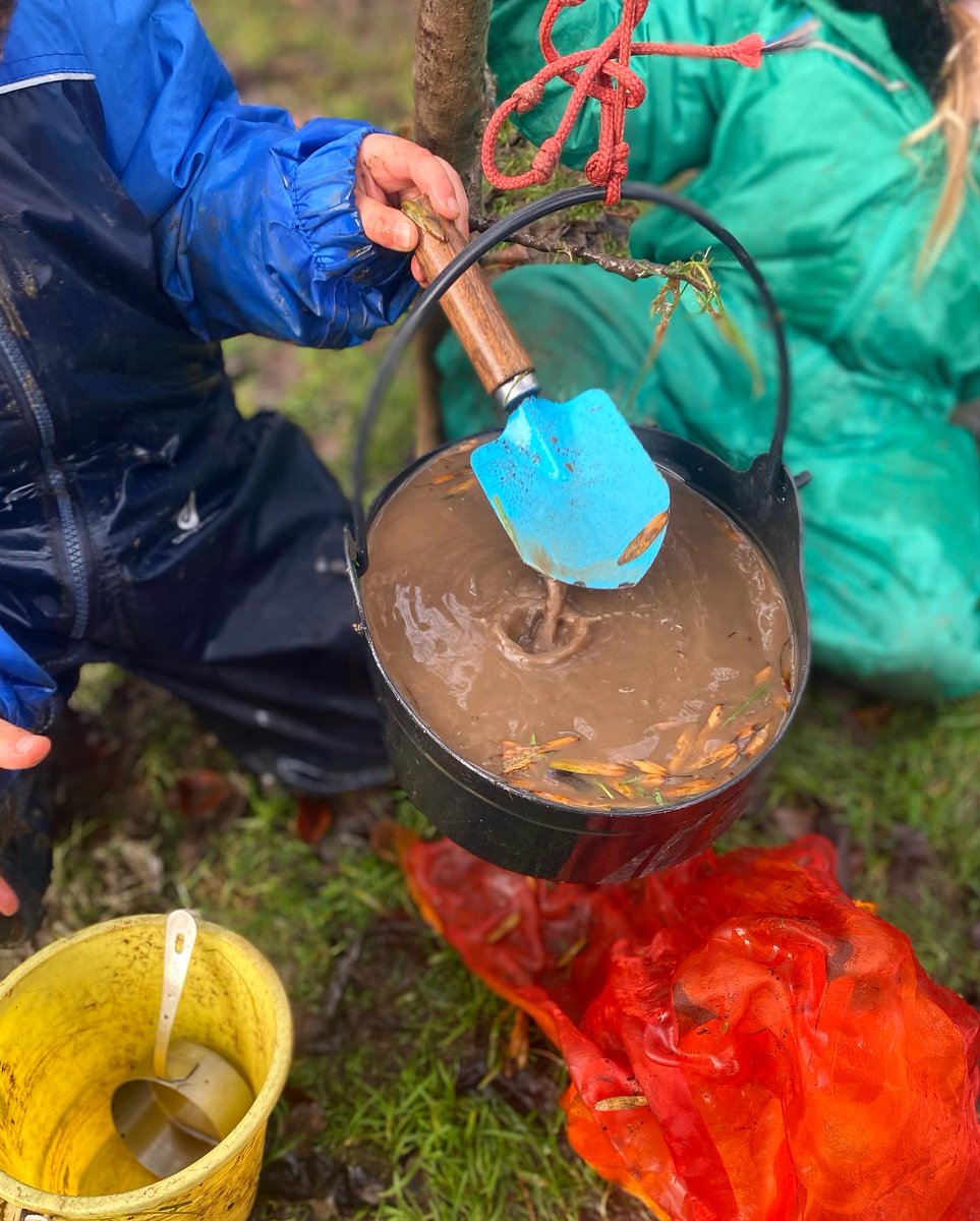 Wild Lives Forest School tweet media