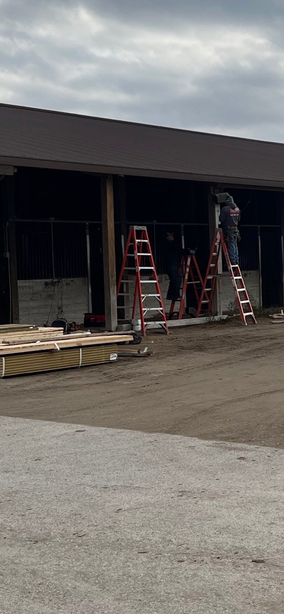 Work has begun on winterizing the Quarter Horse barn <a href="/hsindyracing/">Horseshoe Indianapolis Race Course</a>   Photos by Terril Gabbard  #racelikeacaesar  <a href="/INQuarterHorse/">Indiana Quarter Horse Breed Development Program</a> <a href="/MarthaClaussen/">Martha Claussen</a> <a href="/RacingRachelM/">Rachel McLaughlin</a> <a href="/JohnGDooley/">John G. Dooley</a> <a href="/MrBAnalyst/">Brian Arrigoni</a>