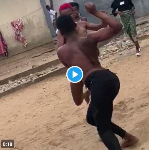 __Ozed's tweet photo. Thread.Rookie . Funny  Toke womenn fights in the streets😅

Watcht. Faith Morey Murder. Arrested Video in thread 👇🧵 https://t.co/c0FHmcZqoj