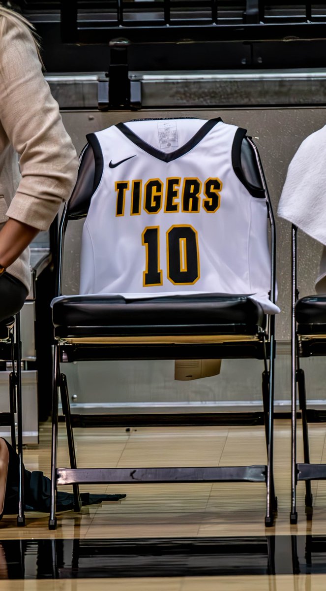 FHSU WBB tweet media