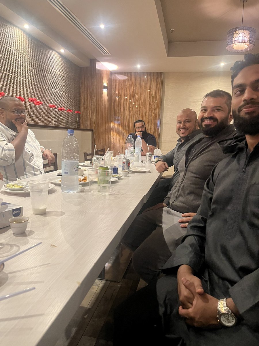 anuriddin's tweet photo. Great  reunion https://t.co/97TxHC15Uw