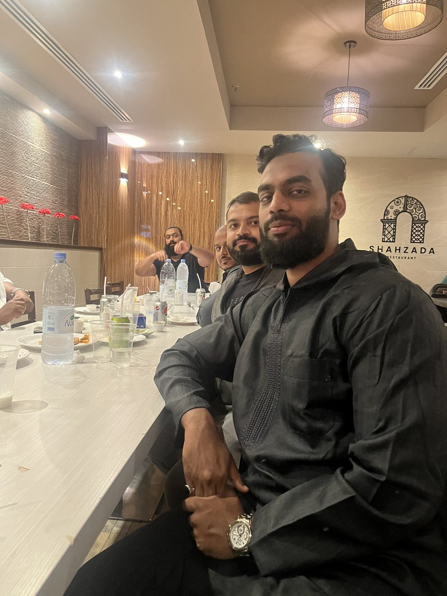 anuriddin's tweet photo. Great  reunion https://t.co/97TxHC15Uw