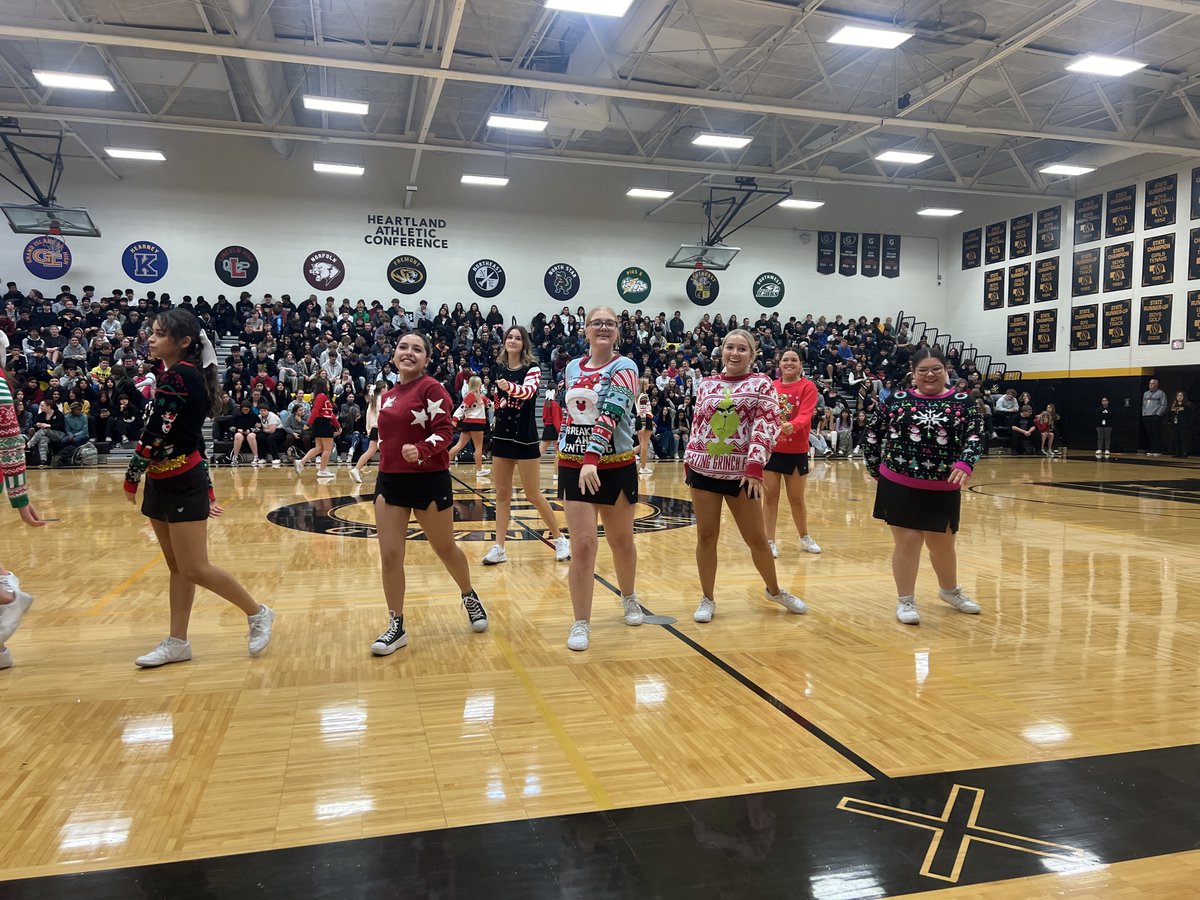 fhstigersbelong's tweet photo. FHS was in the holiday spirit during our Winter 2023 Pep Rally! Today we celebrated not only winter sports, but winter clubs as well! Go Tigers! #FHSTigerNation https://t.co/al77nTUVIn