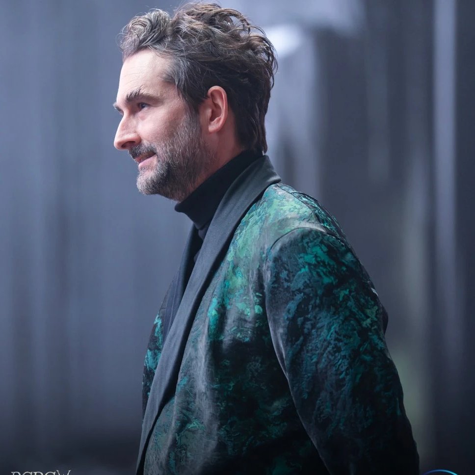 PJOinteractions's tweet image. Hades ou Poseidon 

quem vai ter a melhor aparição nessa temporada?