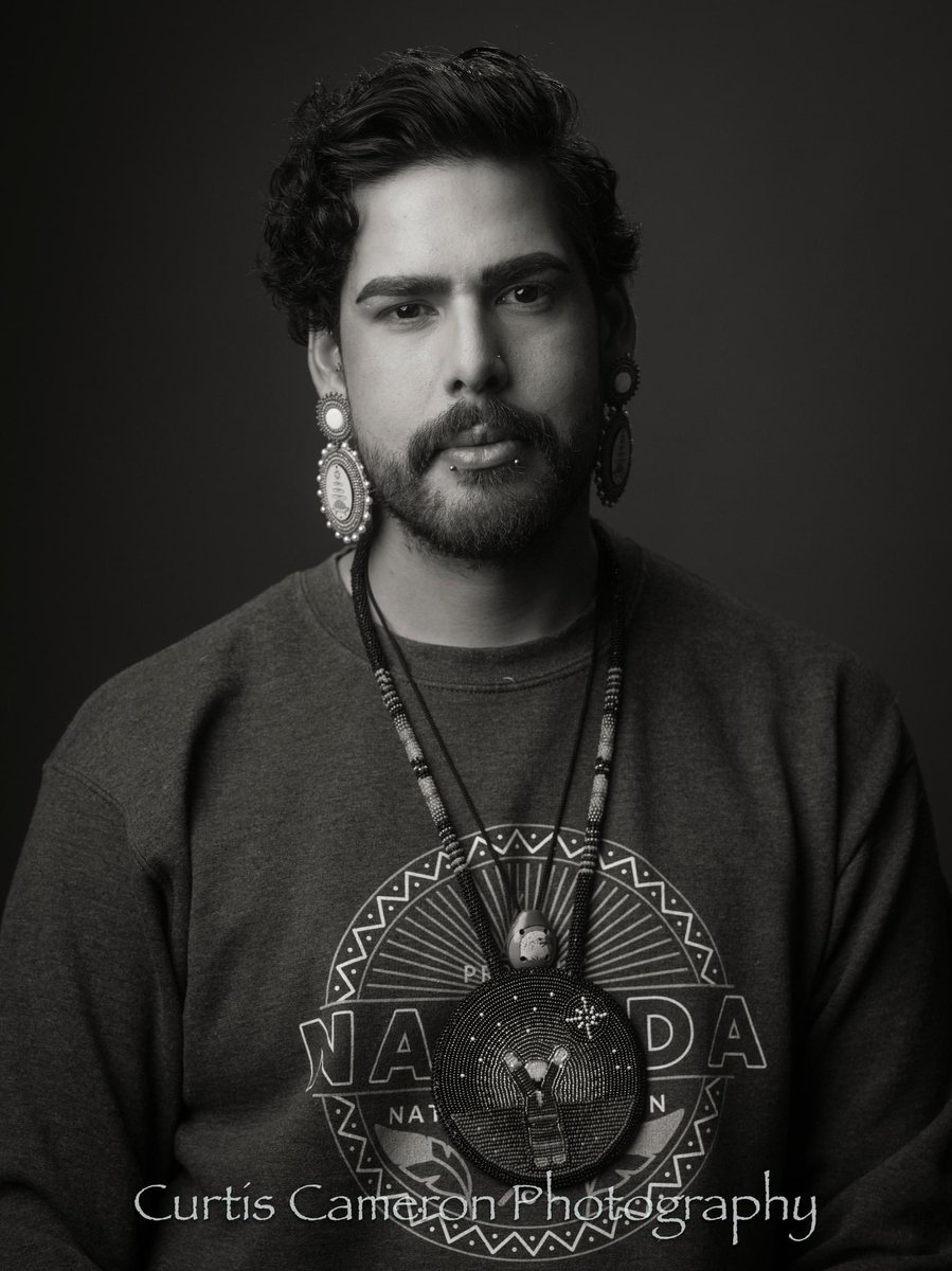 This little Nakoda Winktè was low-key fan girling over the face that Curtis Cameron took our new headshots at work. 

Incredibly talented Indigenous photographer. 

#Indigenous #Nakoda #Sioux #TwoSpirit #Indigiqueer #YXE #Treaty6