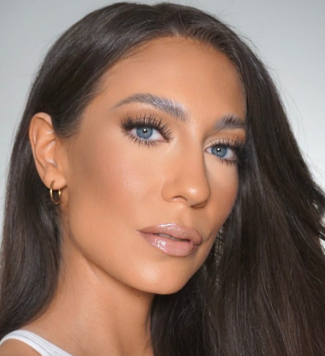 huntordyeuk's tweet image. How stunning does she look in @ardellbeauty Lashes 🤩  

Ardell Lashes create the look you desire in minutes! 

Shop the brand and our range of Lashes now on Hunt or Dye 🤍 #hod #huntordye #lashes #newlashes #longlashes #wispylashes #fulllashes #ardell #ardelllashes #wispielashes