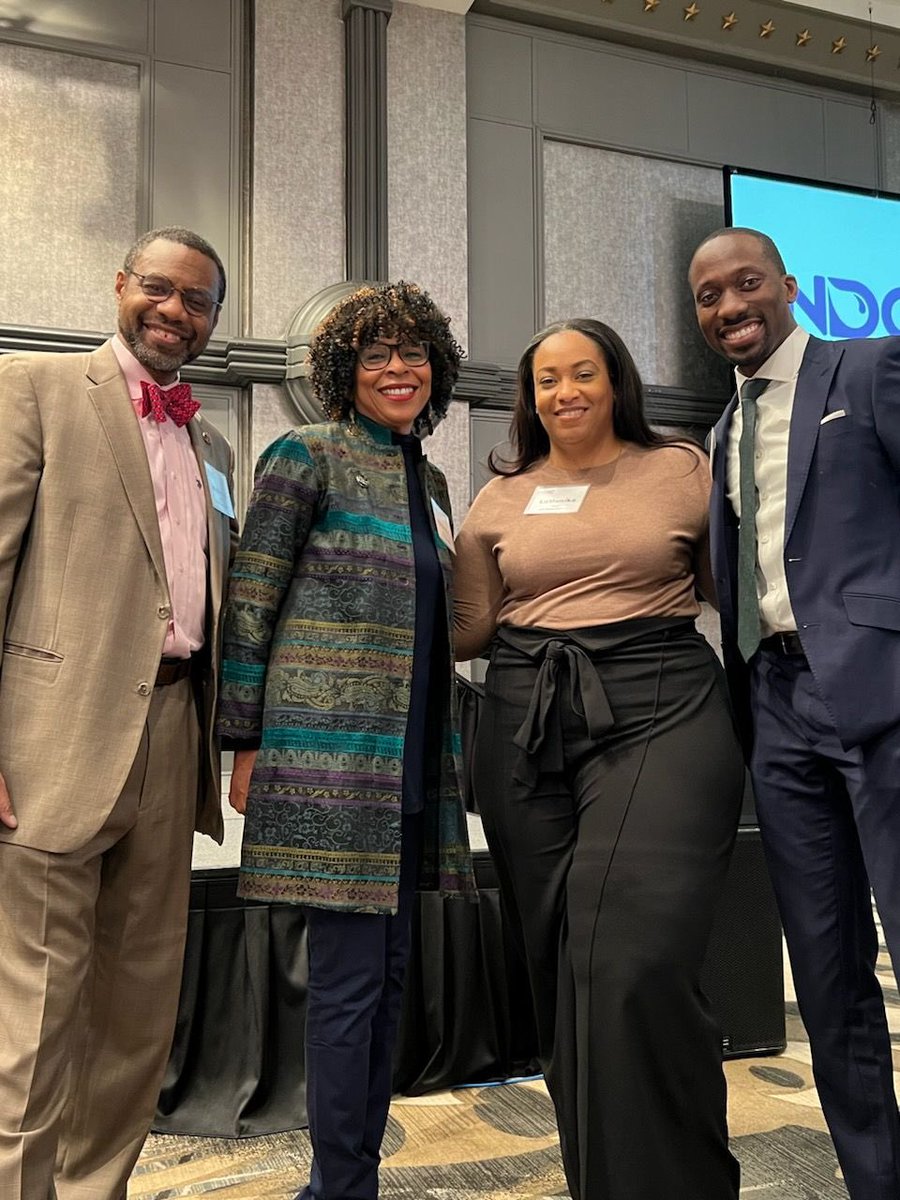 .@MarylandHunger Director Michael J. Wilson (l) pictured with @dcck Chief Knowledge Office Beverley Wheeler, @DCHunger Director LaMonika Jones, and @DrKofiEssel during @fractweets annual breakfast. #EndHungerNow