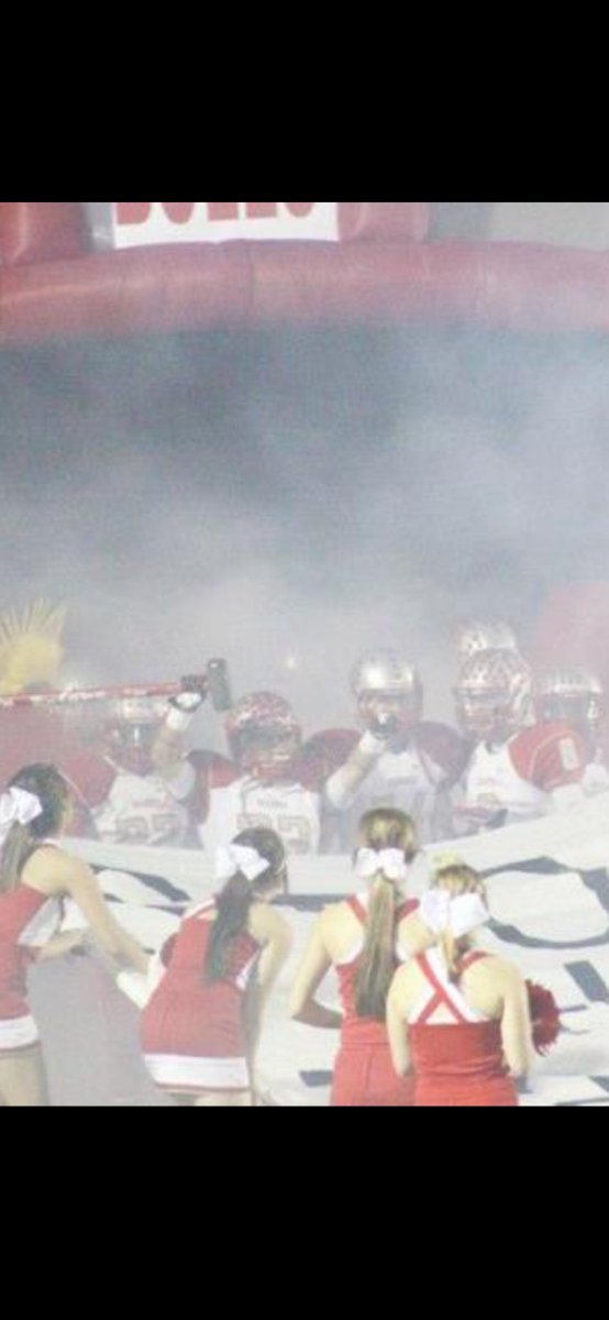 MikeCoker1981's tweet image. Let’s Go Brahmas!! ⁦@bellville_rowe⁩ ⁦@Coach_Edmond⁩ @Coach_Hayes ⁦@BellvilleSports⁩ ⁦@CokerKamm⁩ @bellvilletimes⁩ #WinState #BellvilleProud