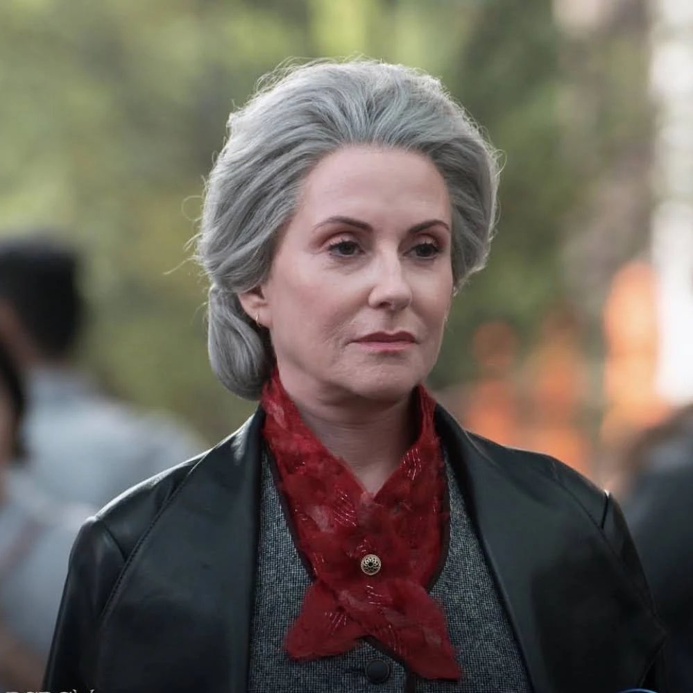 PJOinteractions's tweet image. Percy vs. Sra. Dodds (Alecto) ou Percy vs. Minotauro