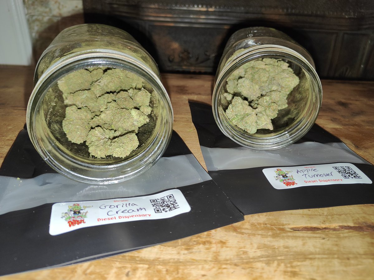 Lullabyte_'s tweet photo. 🔥🔥🔥
@CryptoChronicX does it again! 
Great communication, easy to do business with, super fast shipping, and banger buds... What more could you want? 
#CannabisCommunity https://t.co/ExPfJRwe1K