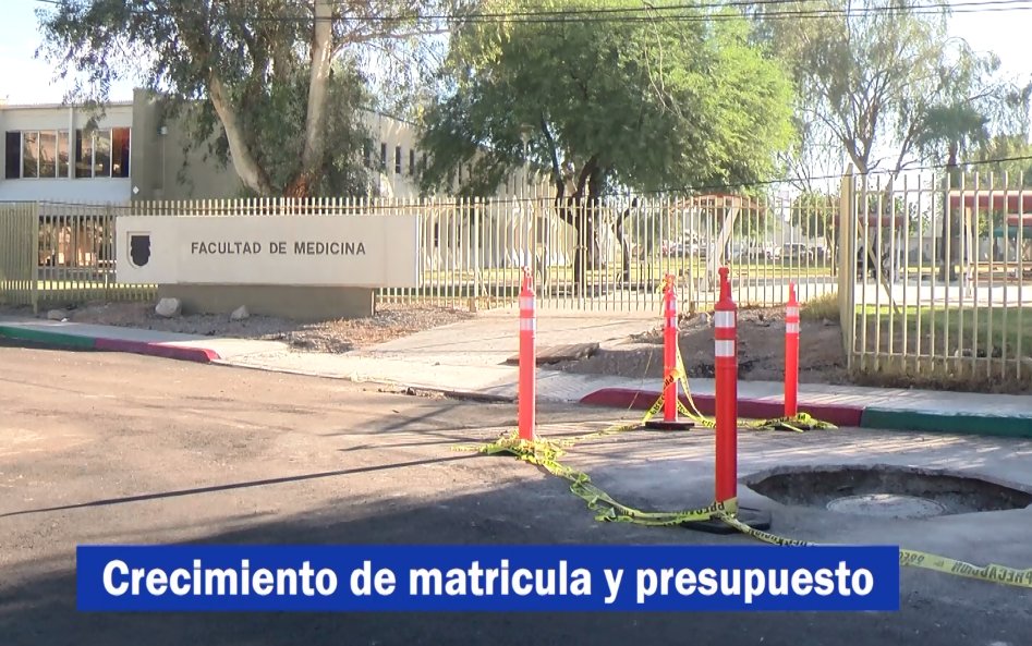 Déficit de profesionales de la salud en #BC. El 72% de los estudiantes de la #UABC  buscan ingresar a #medicina pero el cupo depende también de los espacios en hospitales públicos ante esto se proyecta una ampliación de la matrícula ante los nuevos proyectos estatales