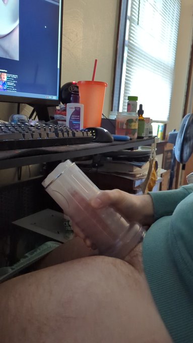 Content has been filmed 😜 https://t.co/oVezIYiy4t<a href="/tag/anthrohio"class="tags"><span>#anthrohio</span></a>