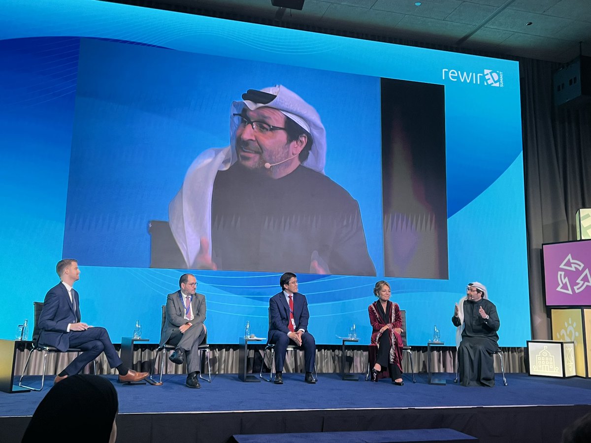 MoFroehler's tweet photo. We did it! We launched the BKMC Online Course and mentoring program „Your Future in Green Jobs“ today at #COP28- thanks to @DubaiCares @PlanGlobal @UnboundedAssoc and the BKMC Team! 

Subscribe to the course for free
https://t.co/5e8X8jEVDo

 #RewirEdSummit https://t.co/6PaHF8303L