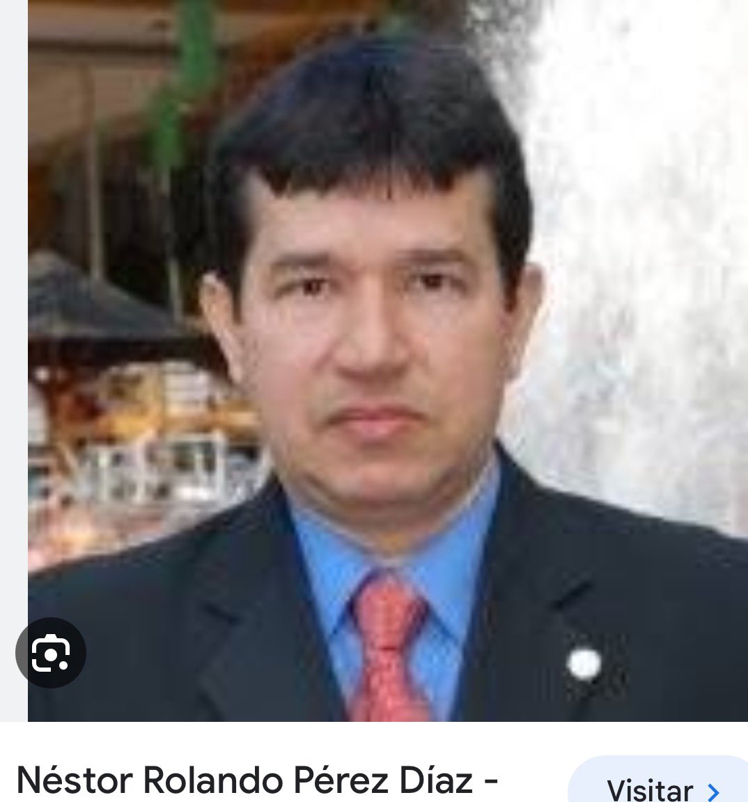 CristyRinconHar's tweet photo. ATENCIÓN CORDIBESES
AYER EN LA URBANIZACIÓN PERPOS FUE AGREDIDO EL ABOGADO #NESTORPEREZ PRESUNTAMENTE X SUS SOBRINOS LOS EXCONCEJALES @Santimperez @andresprez Y LA EXCONTRALORA #ALBAPOSDA LE DIERON HASTA CON EL BALDE Y SÓLO XQ FUE A COBRAR LOS $120..000 MILLONES Q LE DEBEN(SIGUE) https://t.co/IChIsAMaz9