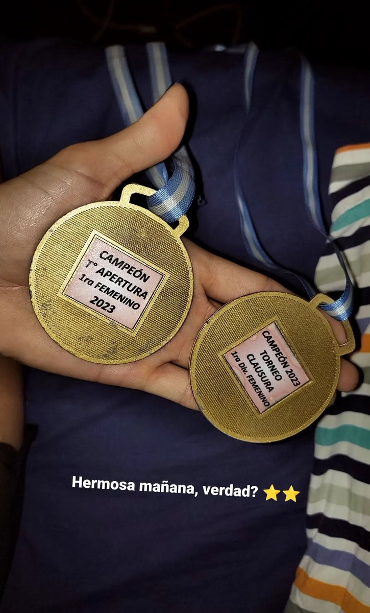 😎😎😎⭐⭐💙🤍⚽