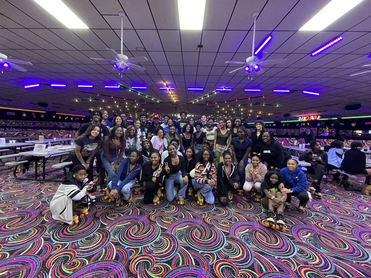 LisaRGardner's tweet photo. @LewisvilleHS @bakerjf_nytx #LISD  #BSU Students had an incredible time with Marcus, Hebron, and Flower Mound  BSU clubs at the skate party. https://t.co/z7ev4RMgRb